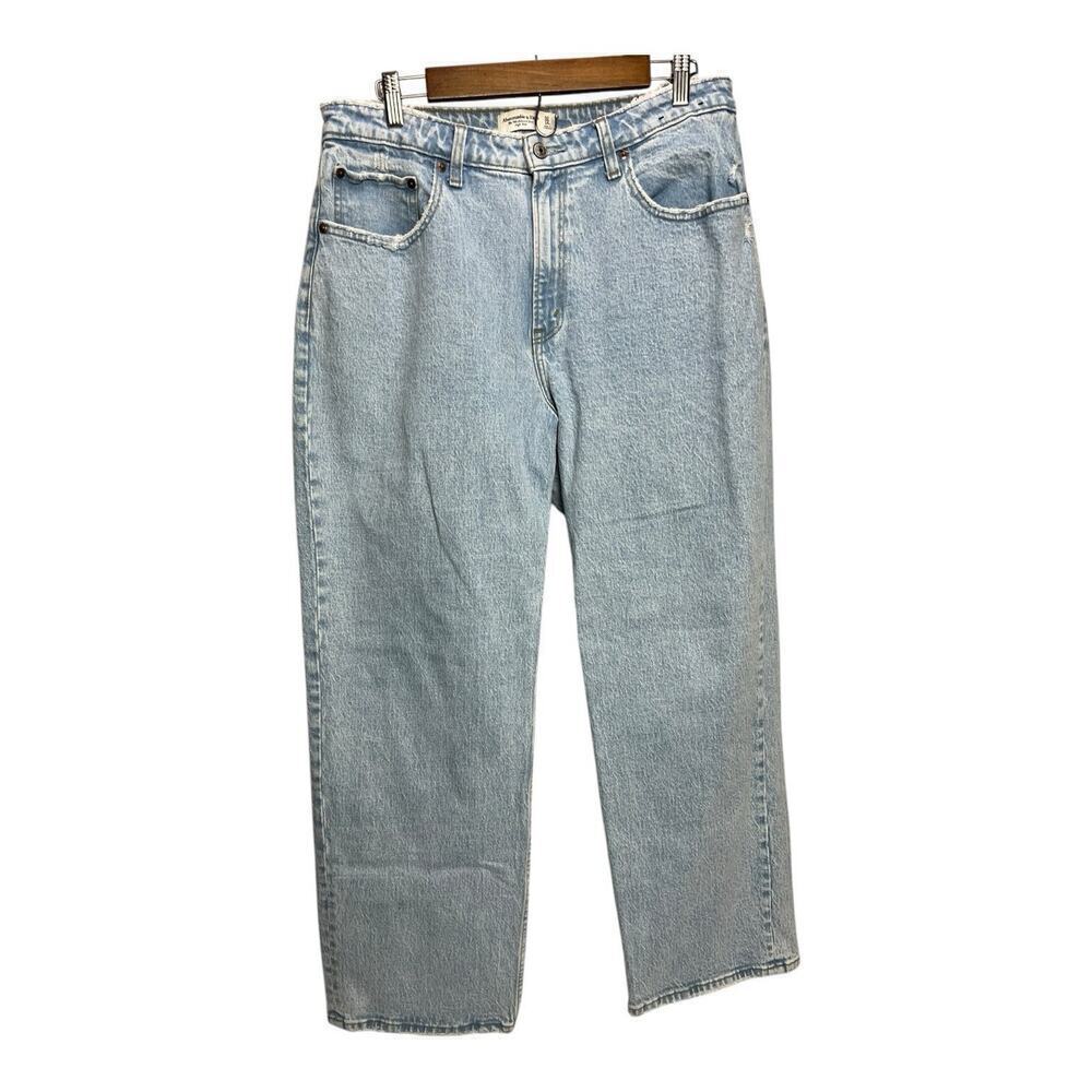 Abercrombie & Fitch The 90's Relaxed High Rise Jean Light Blue Sz 32/14s